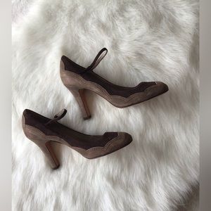 L’Autre Chose leather suede two-tone spectator Mary Jane pumps in brown 38/7.5